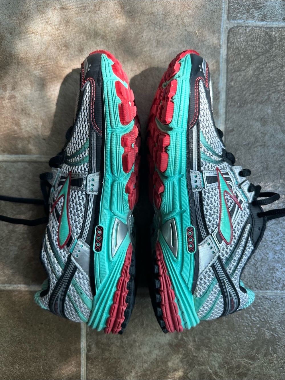 Brooks Women’s Sneakers — Teal and Black - Picture 5 of 11
